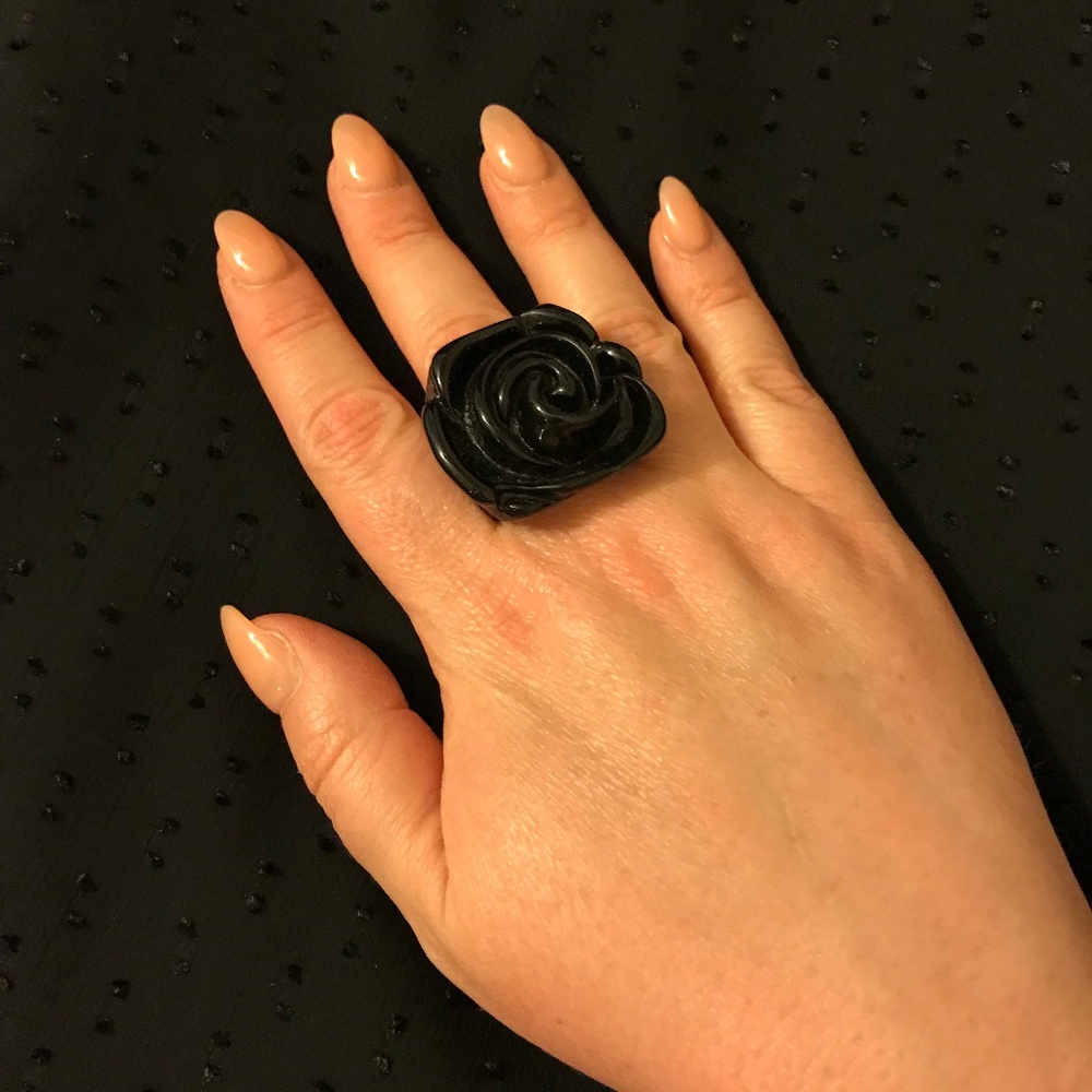 Black plastic rose ring